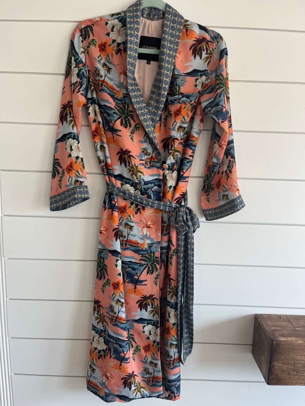 Le Superbe Satin Robe Dress Size 6